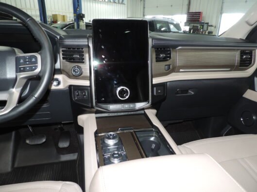 2023 Ford Expedition Limited 045