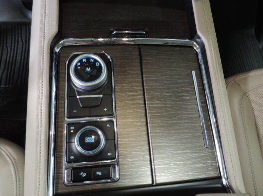 2023 Ford Expedition Limited 046