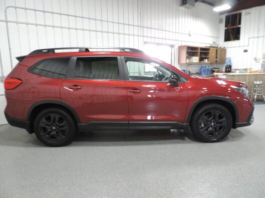 2023 Subaru Ascent Burgandy 011