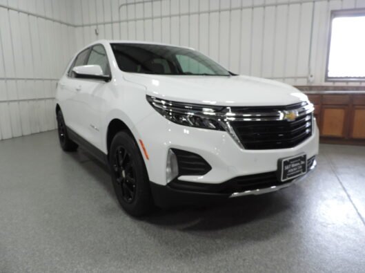 2024 Chev Equinox White AWD 006