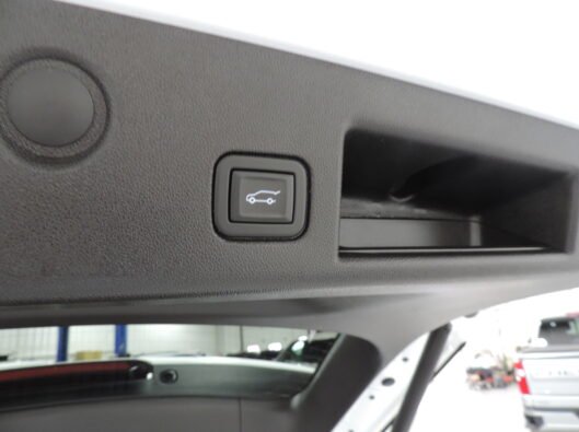 2024 Chev Equinox White AWD 029