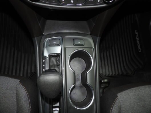 2024 Chev Equinox White AWD 042