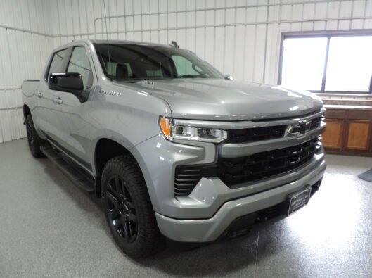 2024 Chev Silverado Duramax Gray 008