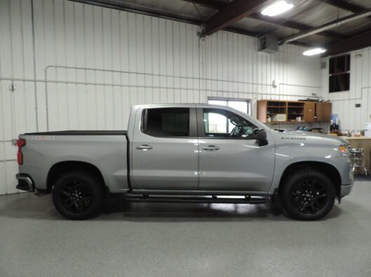 2024 Chev Silverado Duramax Gray 012
