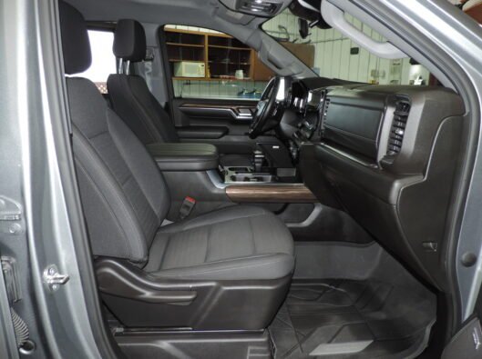 2024 Chev Silverado Duramax Gray 028