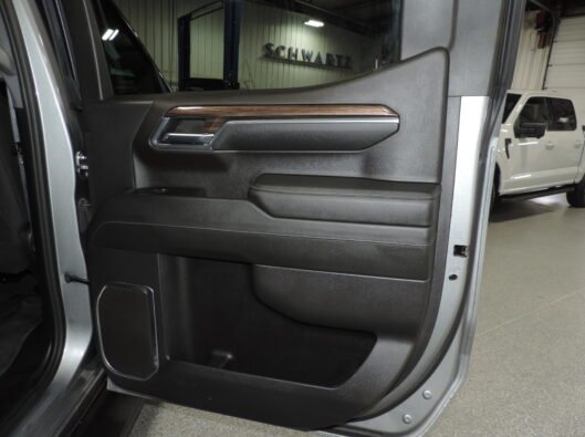 2024 Chev Silverado Duramax Gray 031