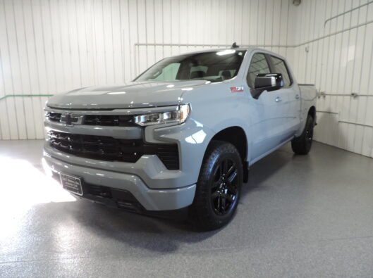 2024 Chevrolet Silverado Slate Gray 001