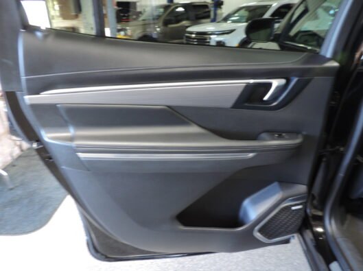 2025 Buick Enclave Black 034