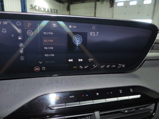 2025 Buick Enclave Black 047