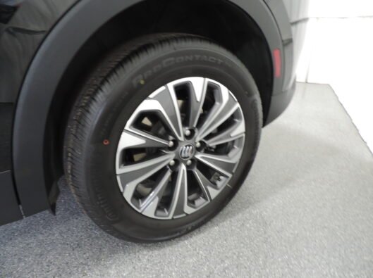 2025 Buick Envision Black 017