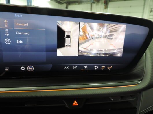 2025 Buick Envision Black 040