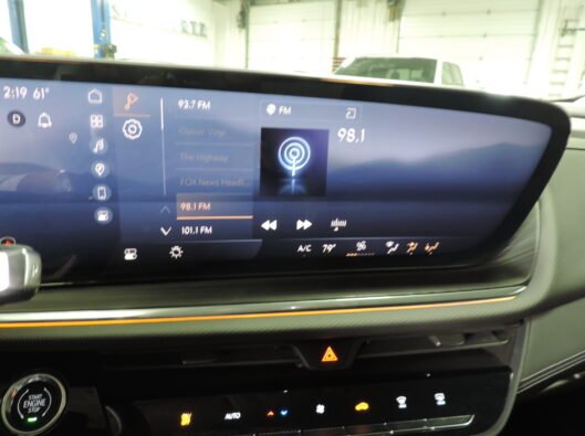 2025 Buick Envision Black 042