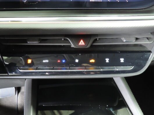 2025 Buick Envision Black 043