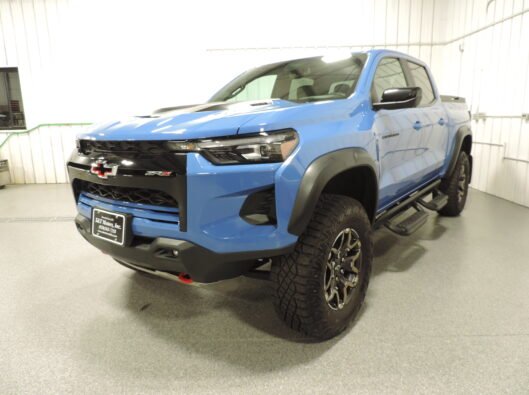 2025 Chevrolet Colorado ZR2 001