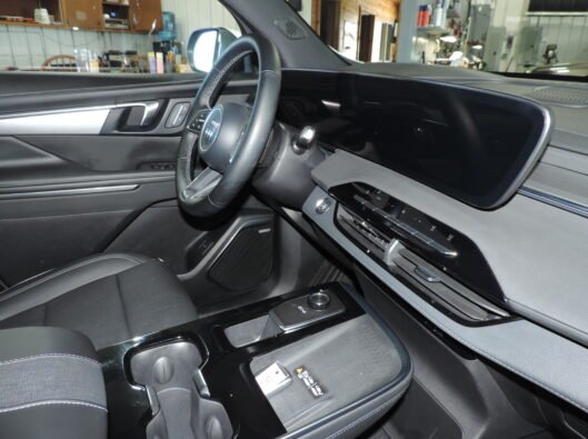 2025Buick Enclave White 025