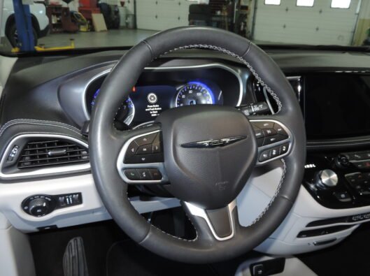 2024 Chrysler Pacifica 035
