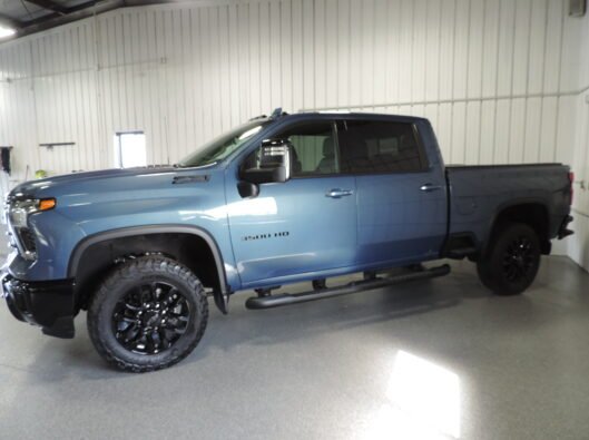 2025 HD 3500 LTZ Silverado 004