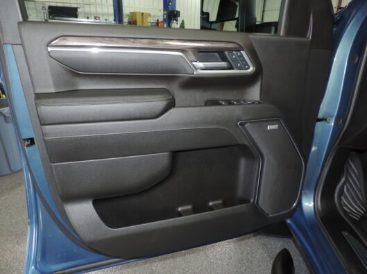 2025 HD 3500 LTZ Silverado 040