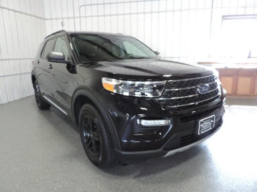 2023 Ford Explorer Black 007