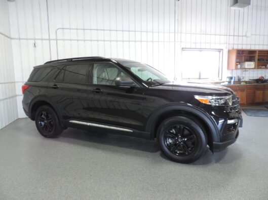 2023 Ford Explorer Black 012