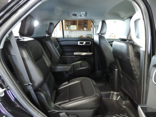 2023 Ford Explorer Black 023