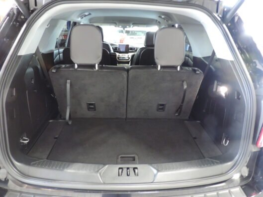 2023 Ford Explorer Black 025