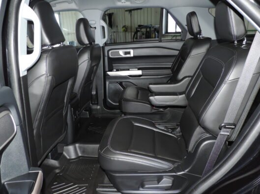 2023 Ford Explorer Black 031