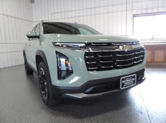 2025 Chevrolet Equinox Cacti Green 008