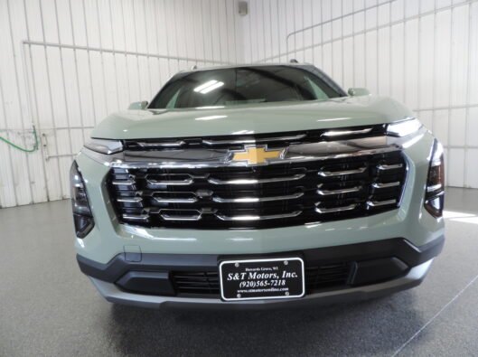 2025 Chevrolet Equinox Cacti Green 009