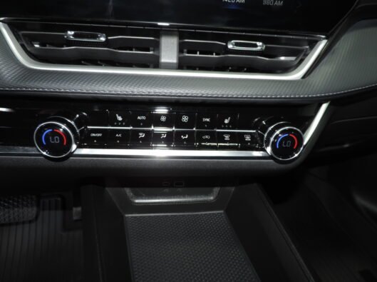 2025 Chevrolet Equinox Cacti Green 043