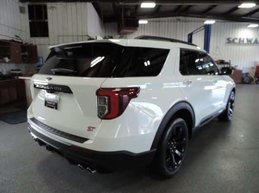 2023 Ford Explorer ST White 019