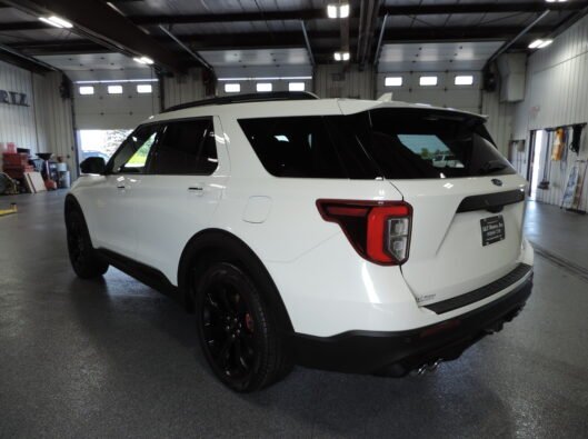 2023 Ford Explorer ST White 020