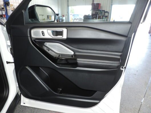 2023 Ford Explorer ST White 022