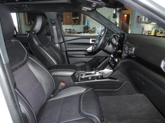 2023 Ford Explorer ST White 025