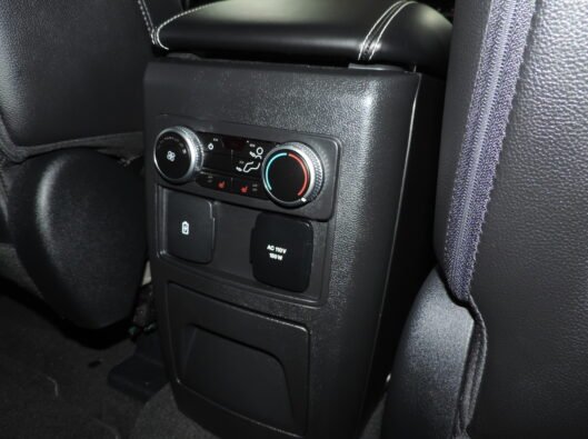 2023 Ford Explorer ST White 032
