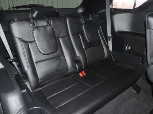 2023 Ford Explorer ST White 033