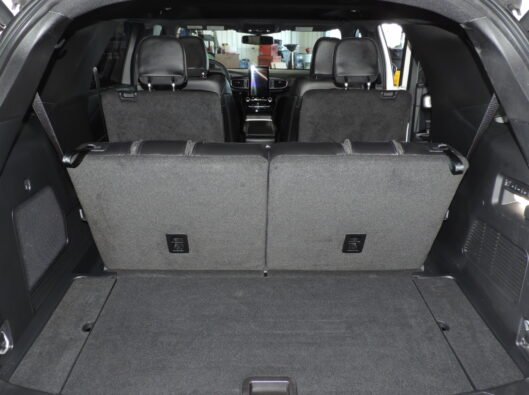 2023 Ford Explorer ST White 034
