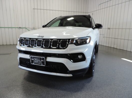 2023 Jeep Compass White 005