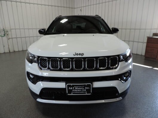 2023 Jeep Compass White 006
