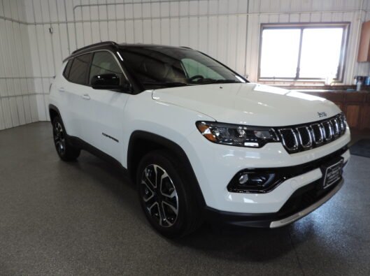 2023 Jeep Compass White 011