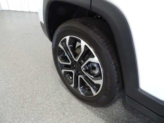 2023 Jeep Compass White 015