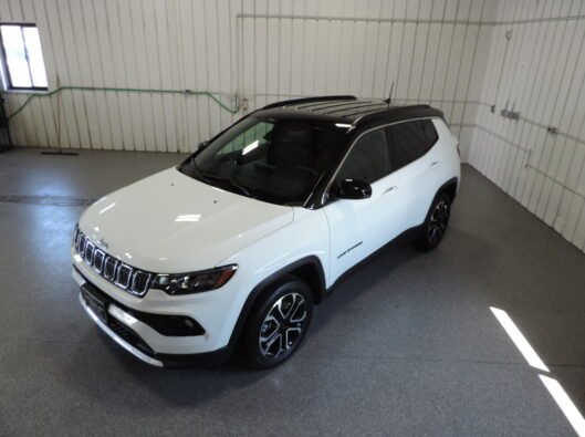 2023 Jeep Compass White 018