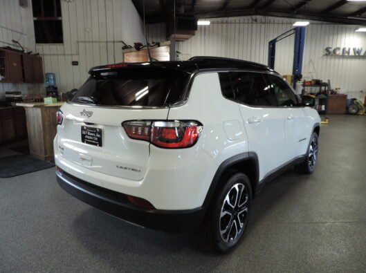 2023 Jeep Compass White 021
