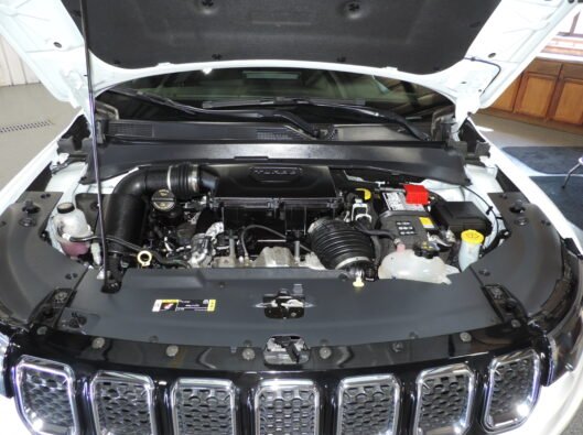 2023 Jeep Compass White 023