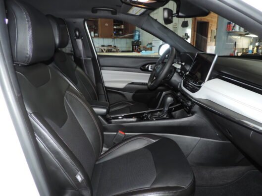 2023 Jeep Compass White 026