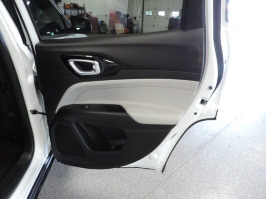2023 Jeep Compass White 028