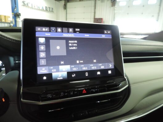 2023 Jeep Compass White 043