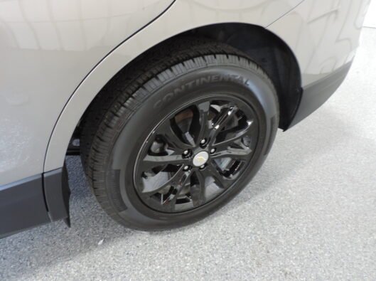 2018 Chev Equinox tan 015