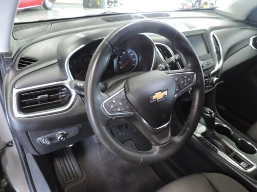 2018 Chev Equinox tan 035