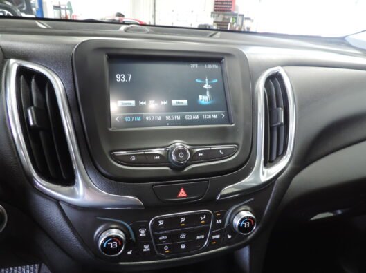 2018 Chev Equinox tan 037